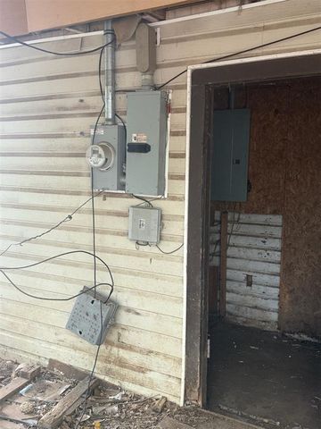 421 N Barker Avenue, El Reno, OK 73036