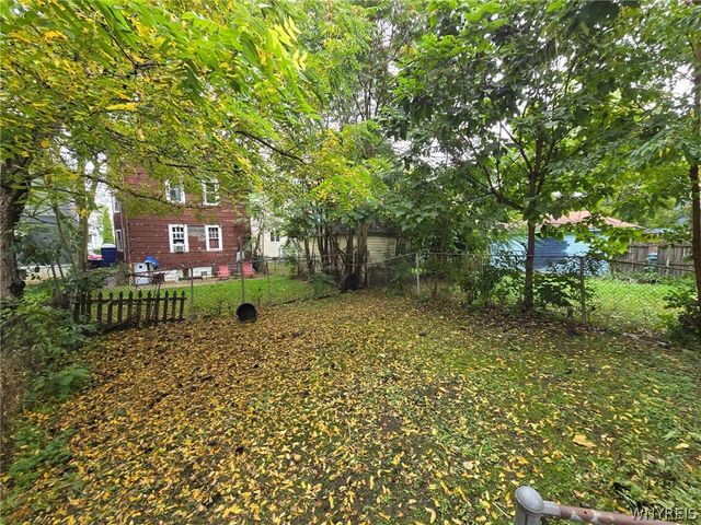 40 Kamper Avenue Lower, Buffalo, NY 14210