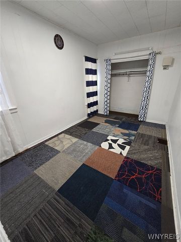 40 Kamper Avenue Lower, Buffalo, NY 14210