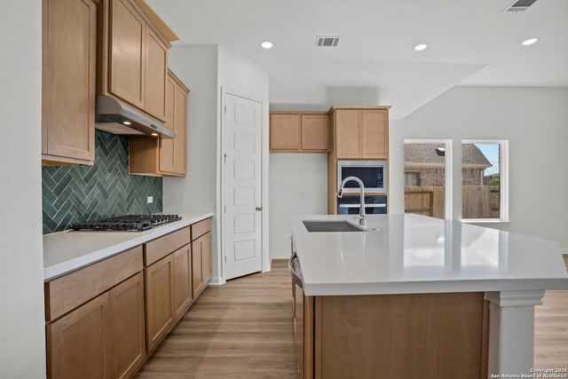 1851 Bighorn Trail, New Braunfels, TX 78132