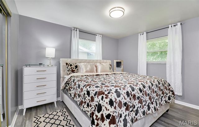 2745 Benne Drive, Florissant, MO 63031