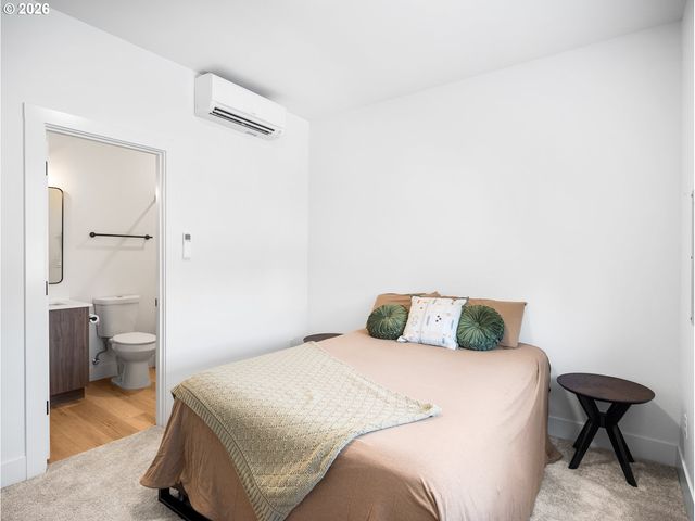 7550 Ne MORRIS St, Portland, OR 97213