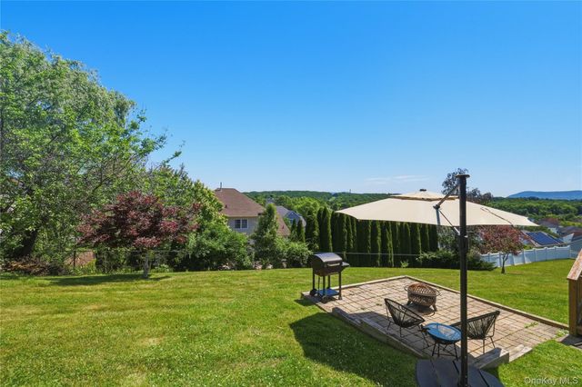 2058 Independence Drive, New Windsor, NY 12553