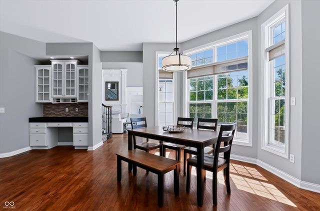 2569 Dawn Ridge, Carmel, IN 46074