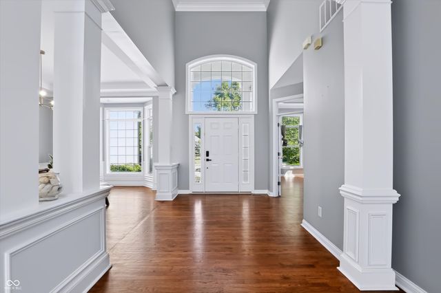 2569 Dawn Ridge, Carmel, IN 46074