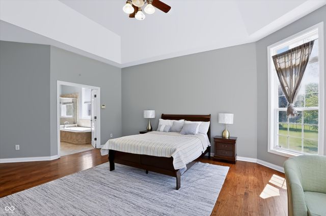 2569 Dawn Ridge, Carmel, IN 46074