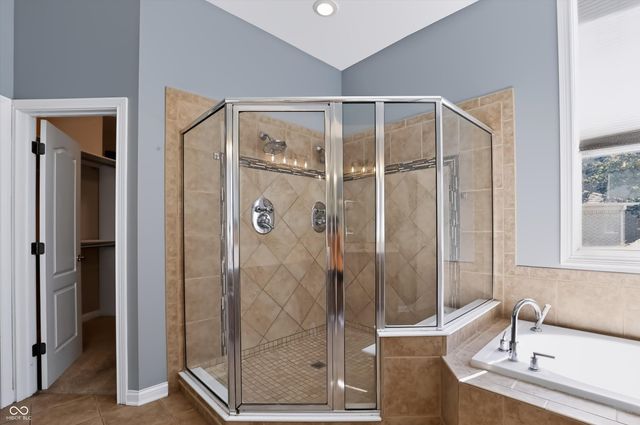 2569 Dawn Ridge, Carmel, IN 46074