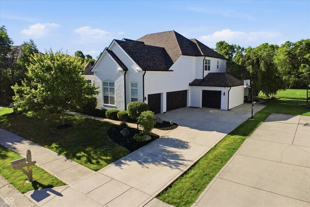 2569 Dawn Ridge, Carmel, IN 46074