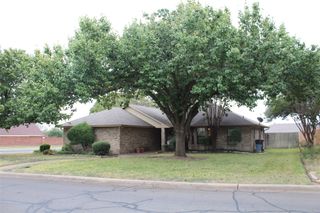 1900 Ruidoso Drive, Waco, TX 76712