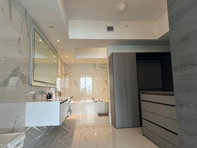 5500 Island Estates Dr 504, Aventura, FL 33160