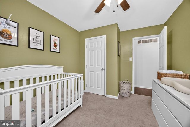 1704 PENNSYLVANIA AVE, Oreland, PA 19075