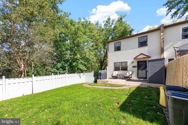 1704 PENNSYLVANIA AVE, Oreland, PA 19075