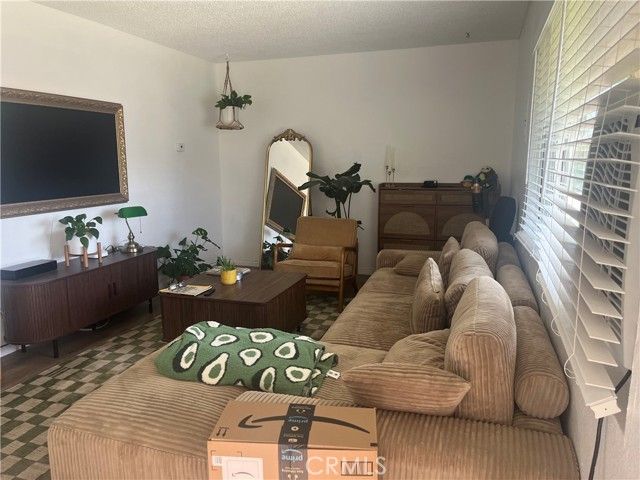 14703 MESA DR, Victorville, CA 92395