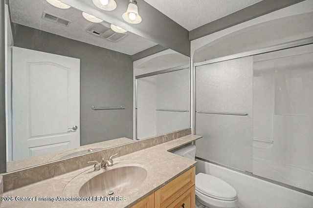 6330 Island Lake Drive, East Lansing, MI 48823