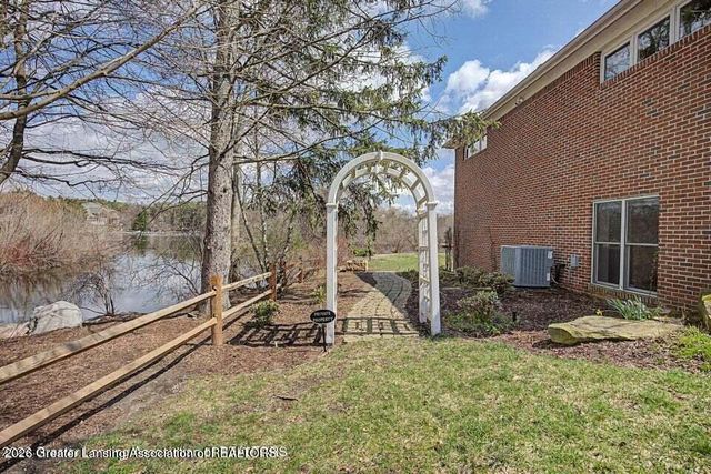 6330 Island Lake Drive, East Lansing, MI 48823