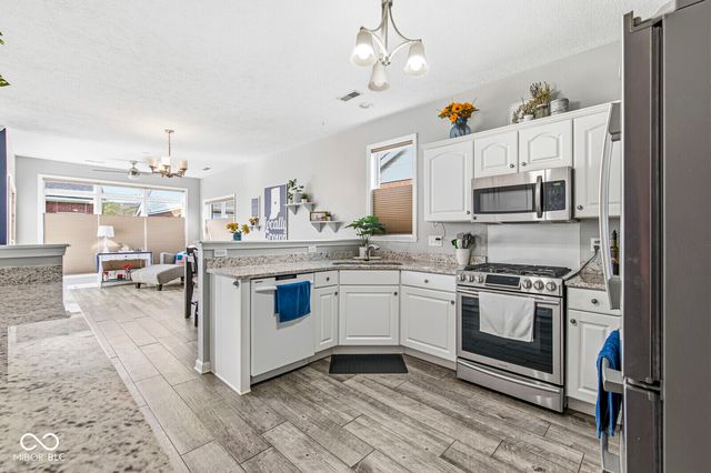 8407 Somerville Drive, Indianapolis, IN 46216