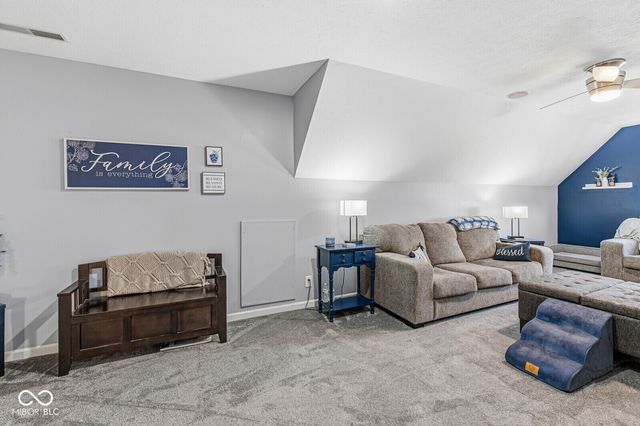 8407 Somerville Drive, Indianapolis, IN 46216