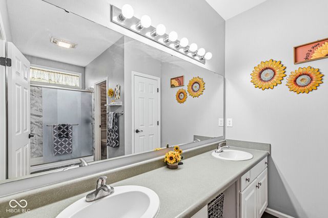 8407 Somerville Drive, Indianapolis, IN 46216