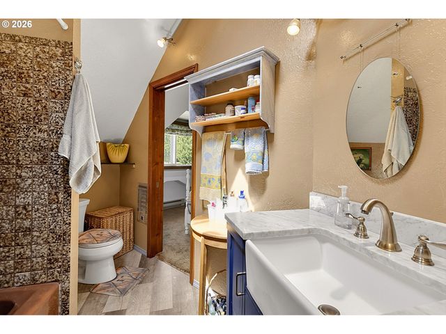 41743 DEERHORN Rd, Springfield, OR 97478