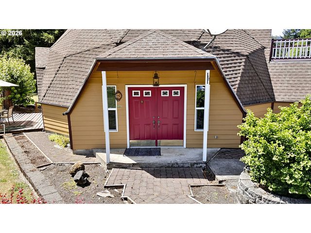 41743 DEERHORN Rd, Springfield, OR 97478