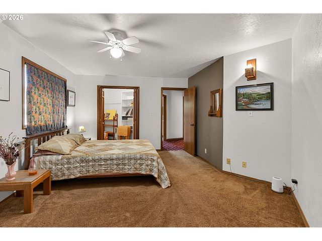 41743 DEERHORN Rd, Springfield, OR 97478