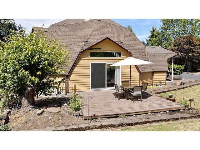 41743 DEERHORN Rd, Springfield, OR 97478