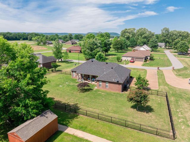 65 Lost Creek Dr., Heber Springs, AR 72543