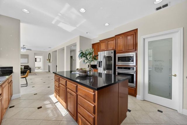 1840 Montara Ave, Sacramento, CA 95835