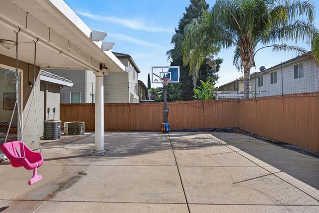 1840 Montara Ave, Sacramento, CA 95835