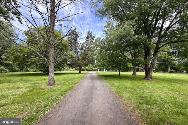 4674 PROVINCE LINE RD, Princeton, NJ 08540