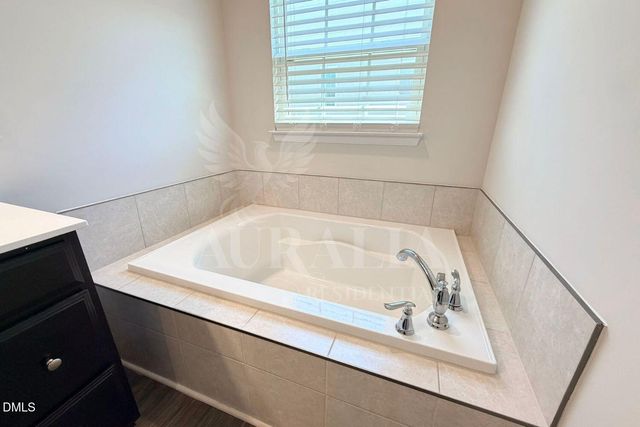 428 Cross Country Way, Durham, NC 27703