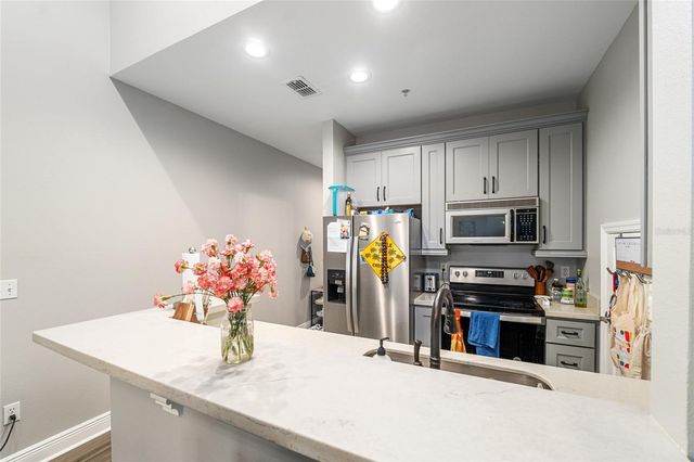 1500 NW 4TH AVENUE 305, Gainesville, FL 32603