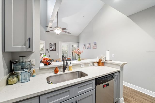 1500 NW 4TH AVENUE 305, Gainesville, FL 32603