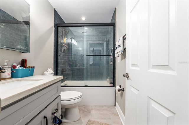 1500 NW 4TH AVENUE 305, Gainesville, FL 32603