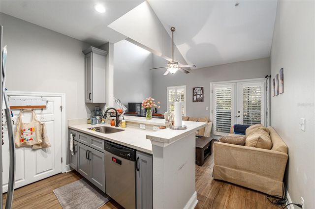 1500 NW 4TH AVENUE 305, Gainesville, FL 32603