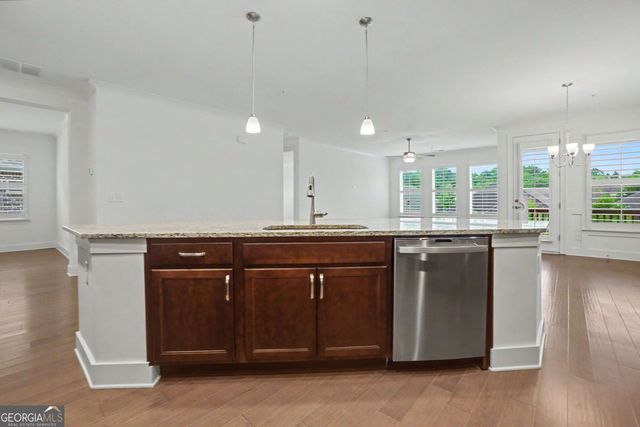 226 Floral Valley Drive, Woodstock, GA 30188