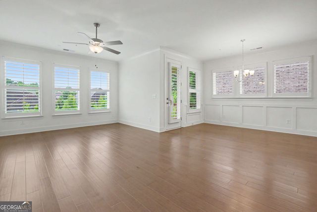 226 Floral Valley Drive, Woodstock, GA 30188