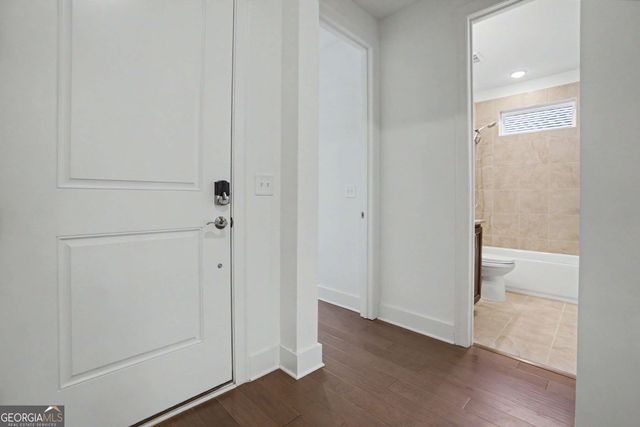 226 Floral Valley Drive, Woodstock, GA 30188