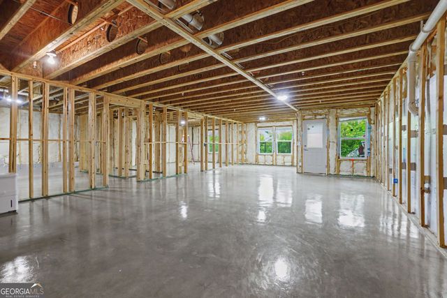 226 Floral Valley Drive, Woodstock, GA 30188