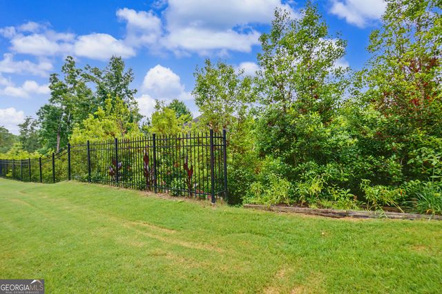 226 Floral Valley Drive, Woodstock, GA 30188