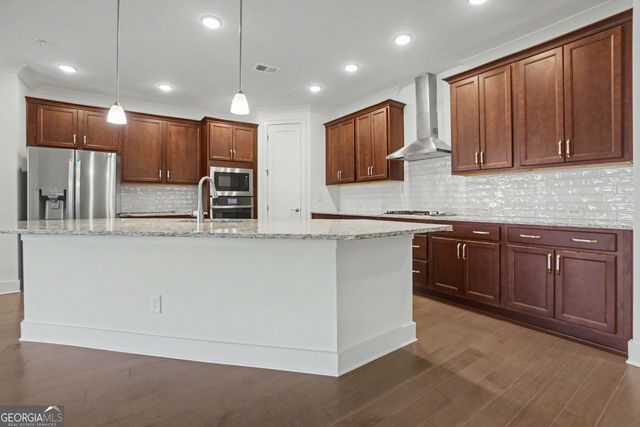226 Floral Valley Drive, Woodstock, GA 30188