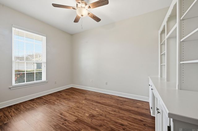 5487 Hagerstown Dr, Saint George, LA 70817