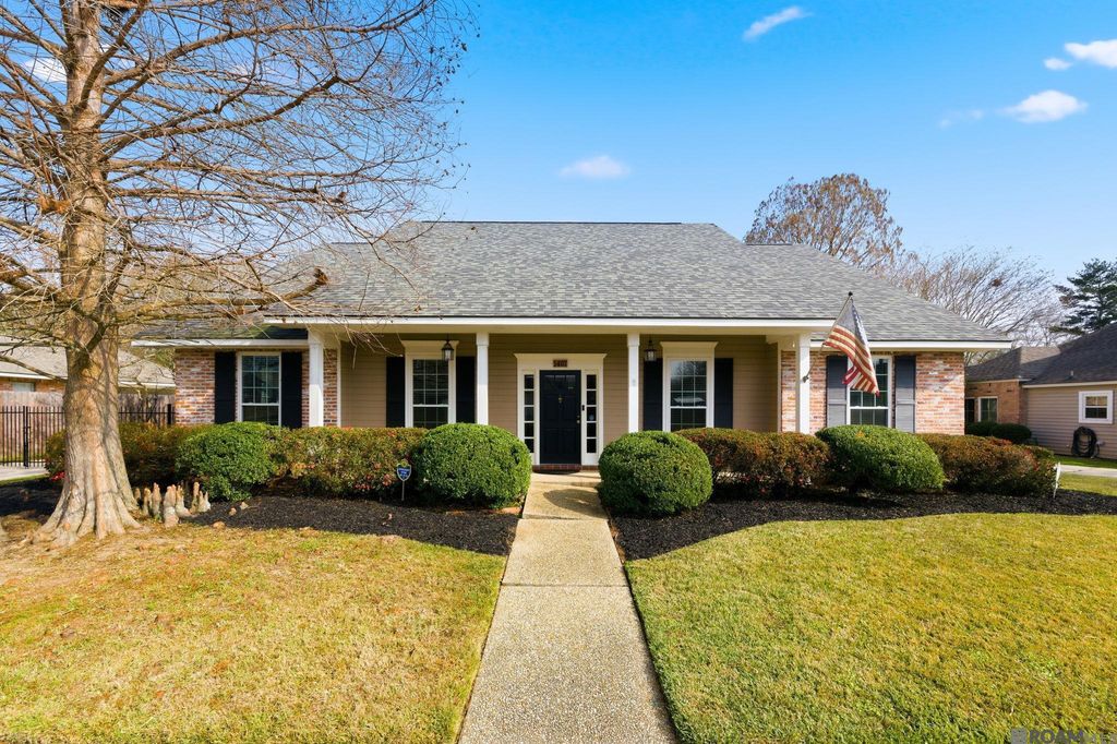 5487 Hagerstown Dr, Saint George, LA 70817