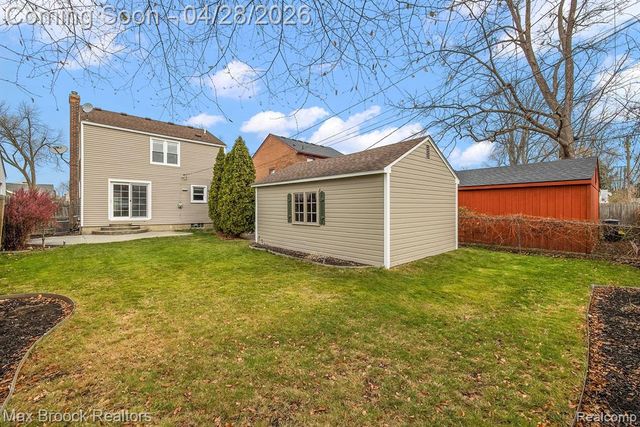 1079 Larkmoor Boulevard, Berkley, MI 48072