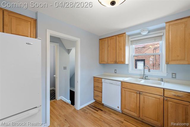 1079 Larkmoor Boulevard, Berkley, MI 48072