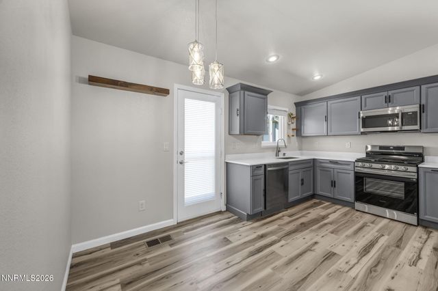 18277 Dustin Court, Reno, NV 89508