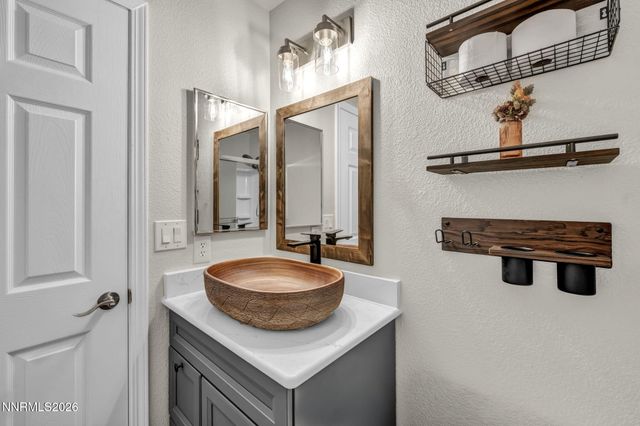 18277 Dustin Court, Reno, NV 89508