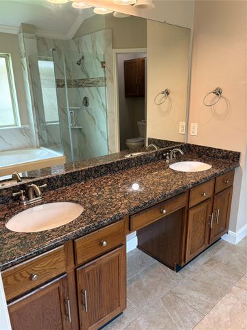 1402 Township Court, Rosenberg, TX 77471
