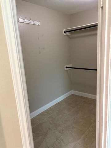 1402 Township Court, Rosenberg, TX 77471