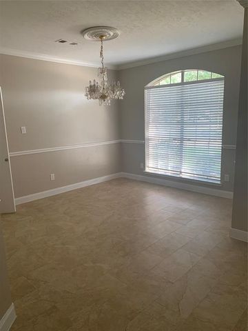 1402 Township Court, Rosenberg, TX 77471